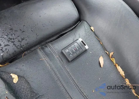 2013 Cadillac Srx Luxury Collection z USA, uszkodzony, nr VIN 3GYFNCE36DS569007